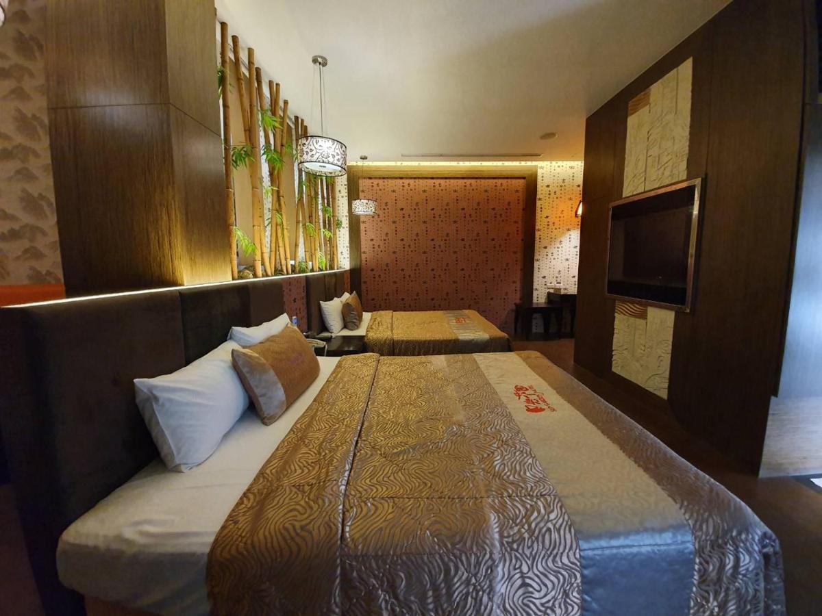 Sun Garden Motel Kaohsiung Exterior photo