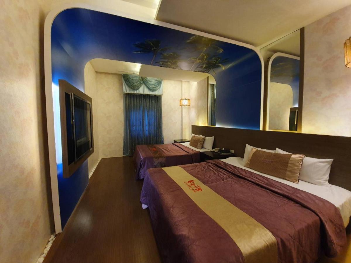 Sun Garden Motel Kaohsiung Exterior photo